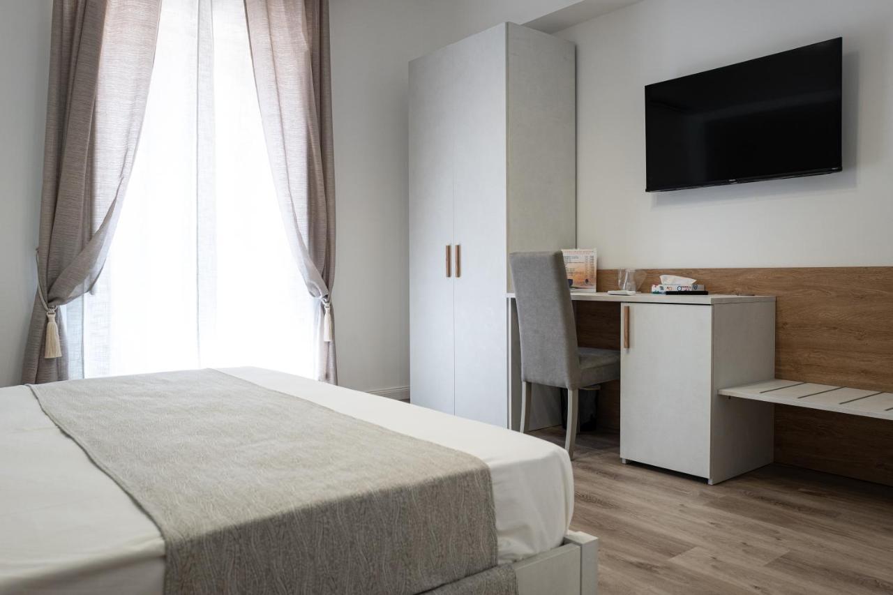 A Due Passi - Guest House Santo Stefano di Camastra Eksteriør bilde